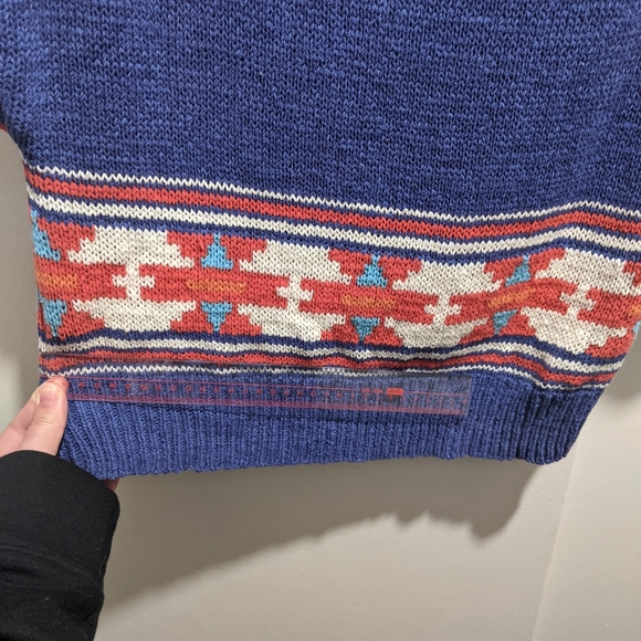 American Eagle Knit Sweater - Picture 5 of 5